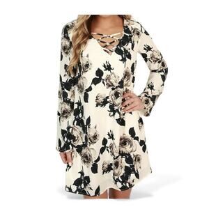 Dee Elle Flowered Boho Dress Black White Size Small